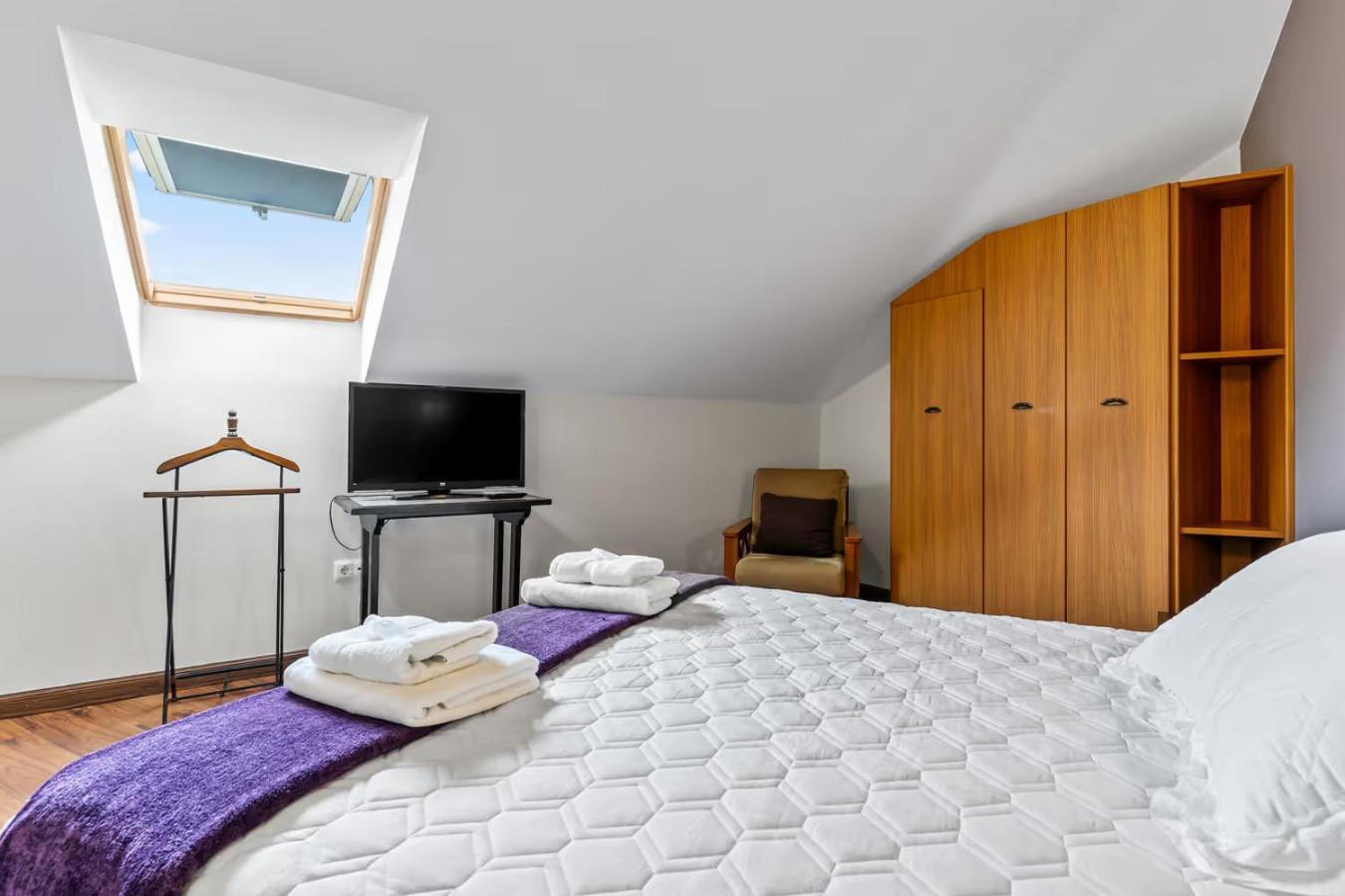 Apartamentos Turisticos As Cetareas Rinlo Værelse billede